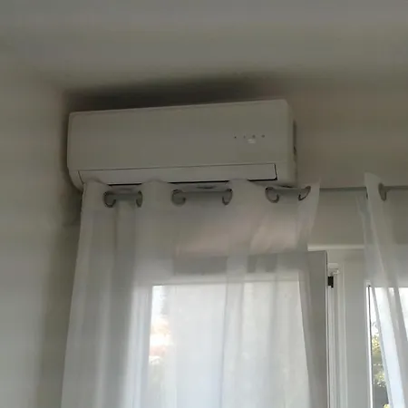 Bright Appartement Néoi Epivátai