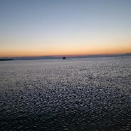 Bright Néoi Epivátai