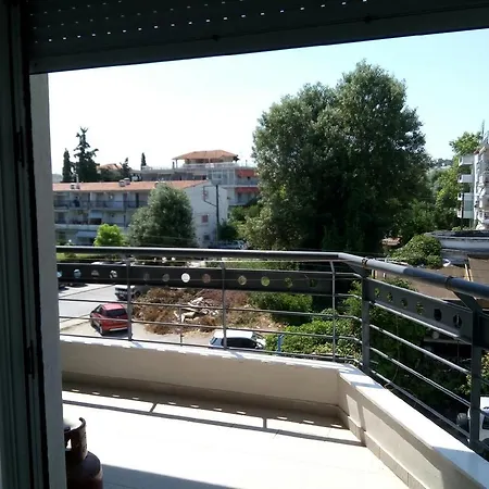 Bright Appartement Néoi Epivátai